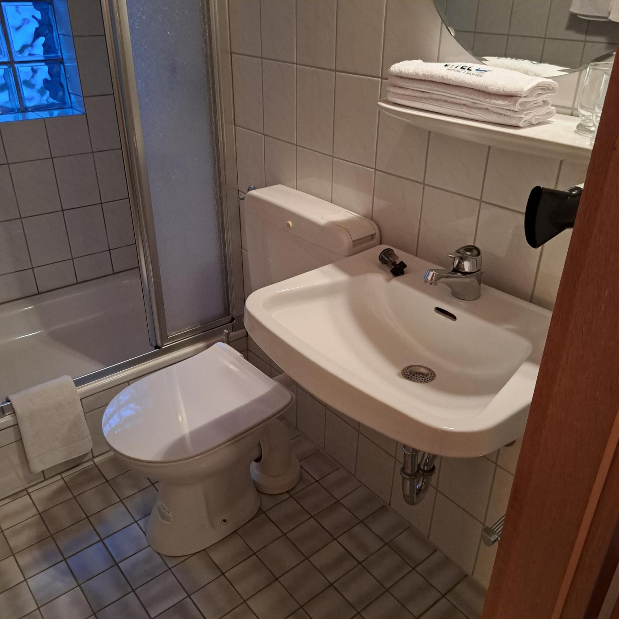 Wohn-Eitel Sonnenblick Apartment Bad Wildbad Room photo